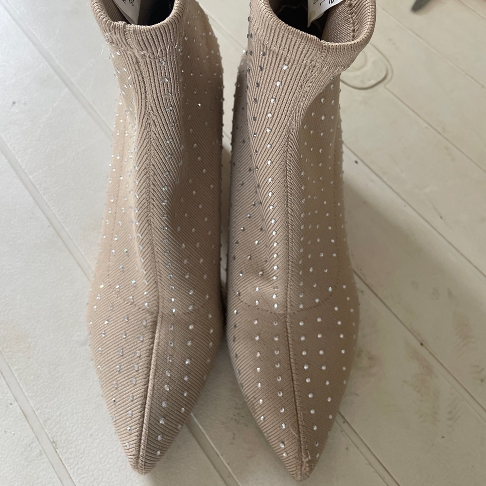 Women’s Heeled Boots; Size 10